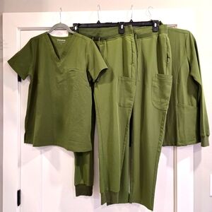 Mandala Moss Scrub Set